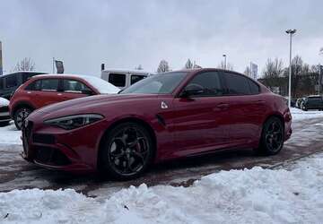 Alfa Romeo Giulia 22.400 km 71.900 &euro; Chemnitz 09130