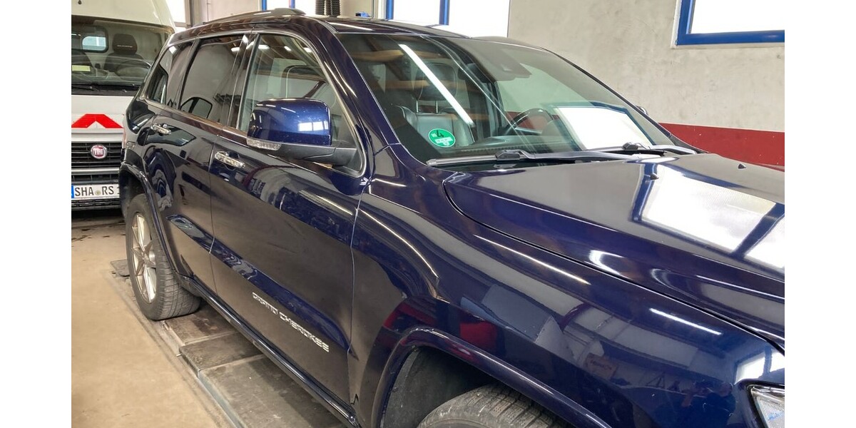 Jeep Grand Cherokee IV 116.000 km 24.900 &euro; Rot am See 74585