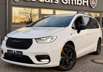 Chrysler Pacifica 23.582 km 43.900 &euro; Zirndorf 90513