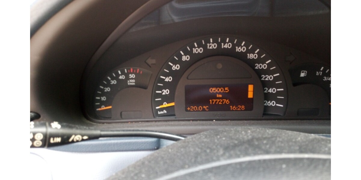 Mercedes-Benz 200 177.000 km 1.800 &euro; Lenningen 73252