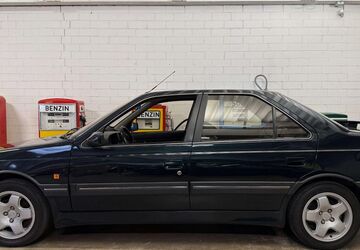 Peugeot 405 104.900 km 12.900 &euro; Bopfingen 73441