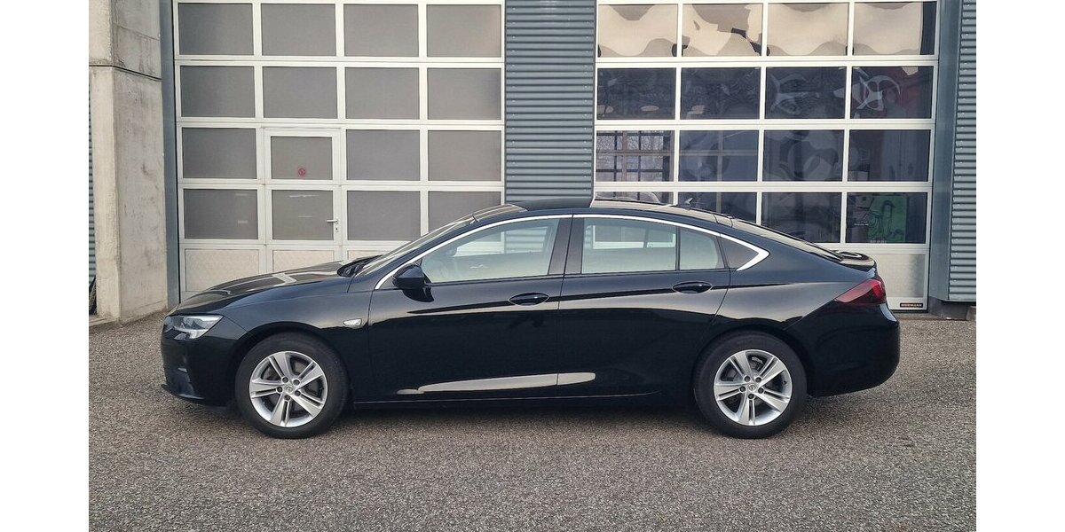 Opel Insignia 1.5 D Elegance Klimaautomatik NAVI 107.000 km 15.699 &euro; Landau 76829