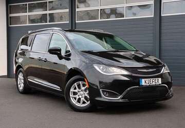 Chrysler Pacifica 10.586 km 24.950 &euro; Rennerod 56744