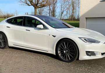 Tesla Model S 86.398 km 35.000 &euro; Grünberg, Stadt 35305