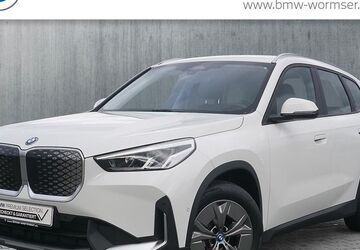 BMW iX1 12.620 km 36.940 &euro; Erlangen 91058