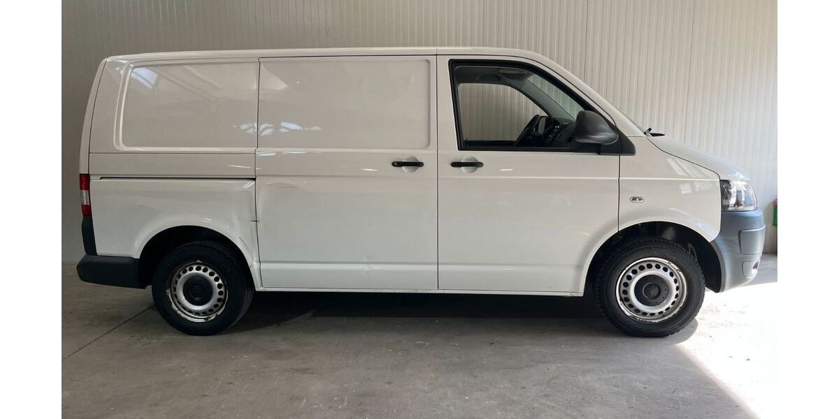 VW T5 Transporter 300.000 km 5.999 &euro; Weimar 99423