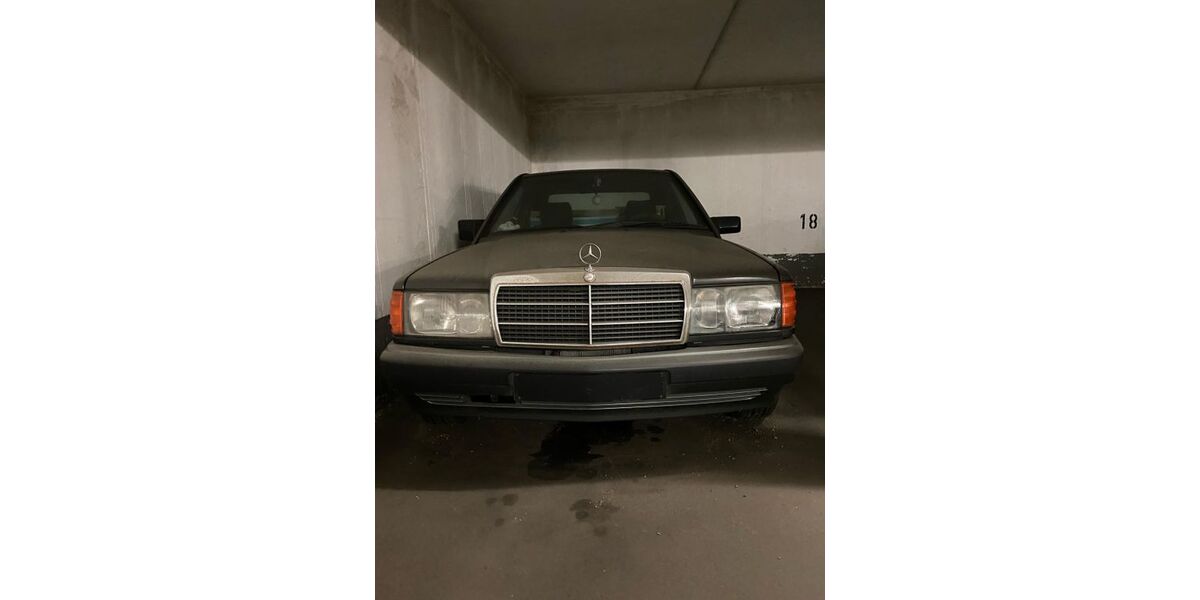 Mercedes-Benz 190 215.000 km 6.000 &euro; Hamburg 22297