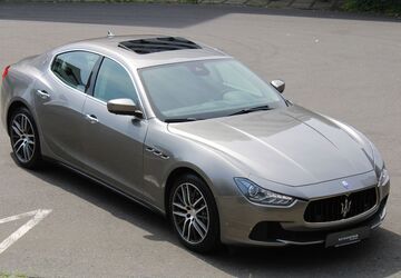 Maserati Ghibli 18.046 km 34.990 &euro; Düsseldorf 40233