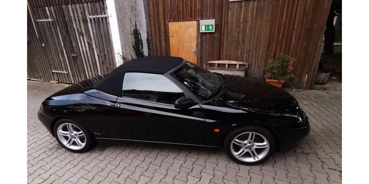 Alfa Romeo Spider 187.000 km 3.800 &euro; Waldkraiburg 84478