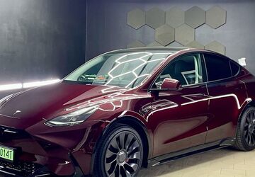 Tesla Model Y 33.065 km 46.900 &euro; Warszawa 00-86