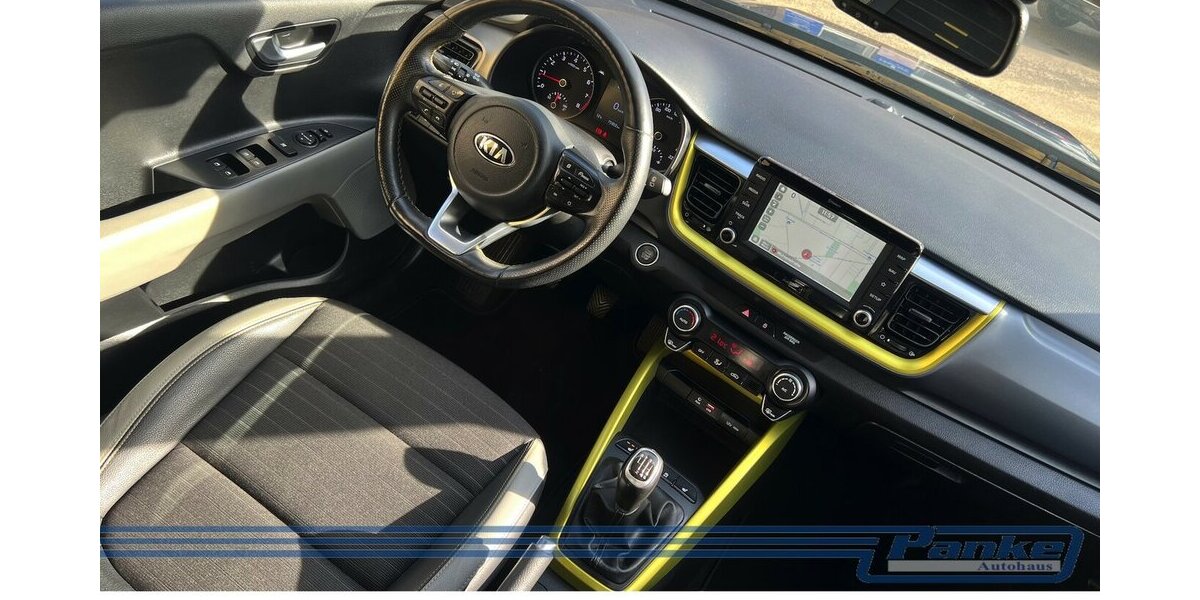 Kia Stonic Spirit 1.0*NAV*SHZ*RFK*BT*TotW*LED* 75.000 km 9.990 &euro; Berlin 13187