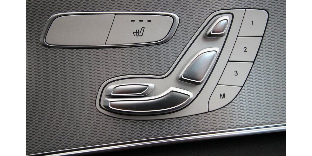 Mercedes-Benz E 220 d Avantgarde NAVI+LED+KAMERA+STANDHEIZUNG 29.693 km 36.900 &euro; Hagenow 19230
