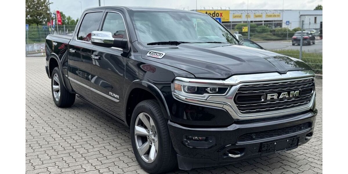 Dodge RAM 201.000 km 40.900 &euro; Stade 21682