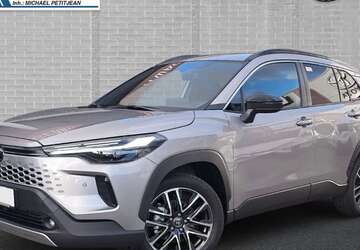 Toyota Corolla Cross 2.000 km 41.790 &euro; Lübeck 23566