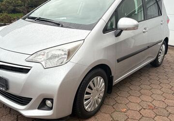 Toyota Verso-S 66.096 km 10.450 &euro; Bliesen (St. Wendel) 66606