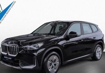 BMW iX1 25.867 km 31.690 &euro; Braunschweig 38112
