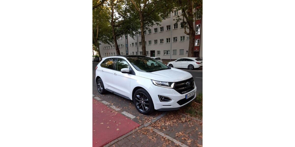 Ford Edge 215.000 km 14.300 &euro; Berlin 12249