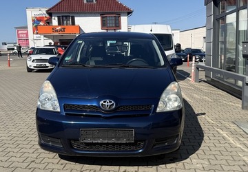 Toyota Corolla Verso 1.8 Edition 256.000 km 1.990 &euro; Koblenz 56070