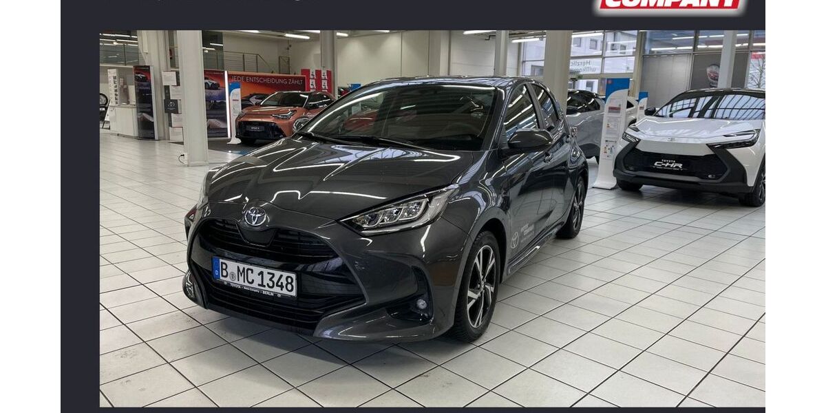 Toyota Yaris 2.500 km 27.990 &euro; Berlin 13403
