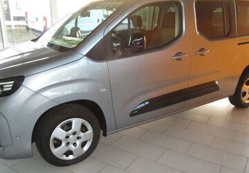 Opel Combo Life 11.230 km 29.885 &euro; Artern 06556
