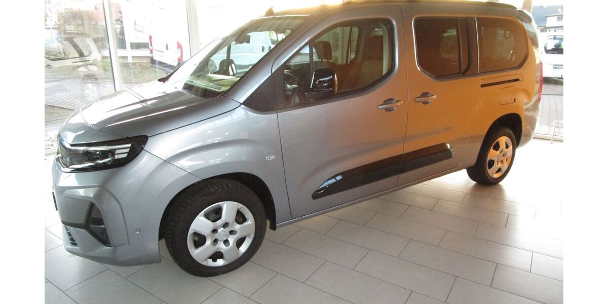 Opel Combo Life 11.230 km 29.885 &euro; Artern 06556