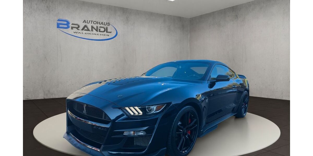 Ford Mustang 18.300 km 105.900 &euro; Waldkirchen 94065