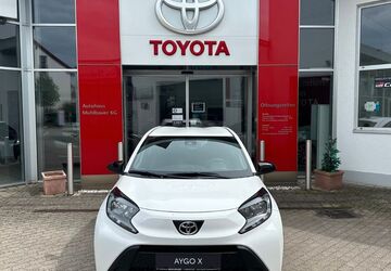 Toyota Aygo (X) 2.000 km 15.980 &euro; Neufarn 85646
