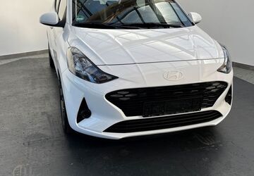 Hyundai i10 2.373 km 19.450 &euro; Magdeburg 39116