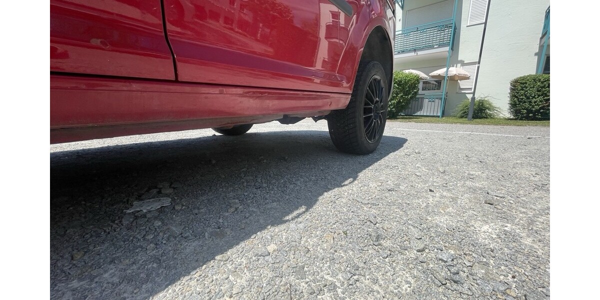 VW Caddy 192.000 km 8.200 &euro; Eggenfelden 84307