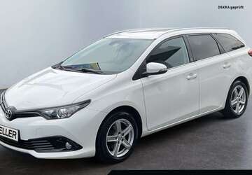 Toyota Auris 56.400 km 16.990 &euro; Gütersloh 33330