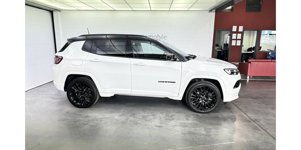 Jeep Compass S Plug-IN Hybrid 4WD 1.Hand Panoramadach 36.500 km 26.290 &euro; Lich 35423