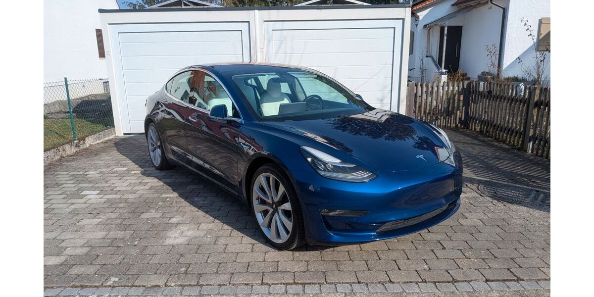 Tesla Model 3 91.000 km 23.900 &euro; Mammendorf 82291