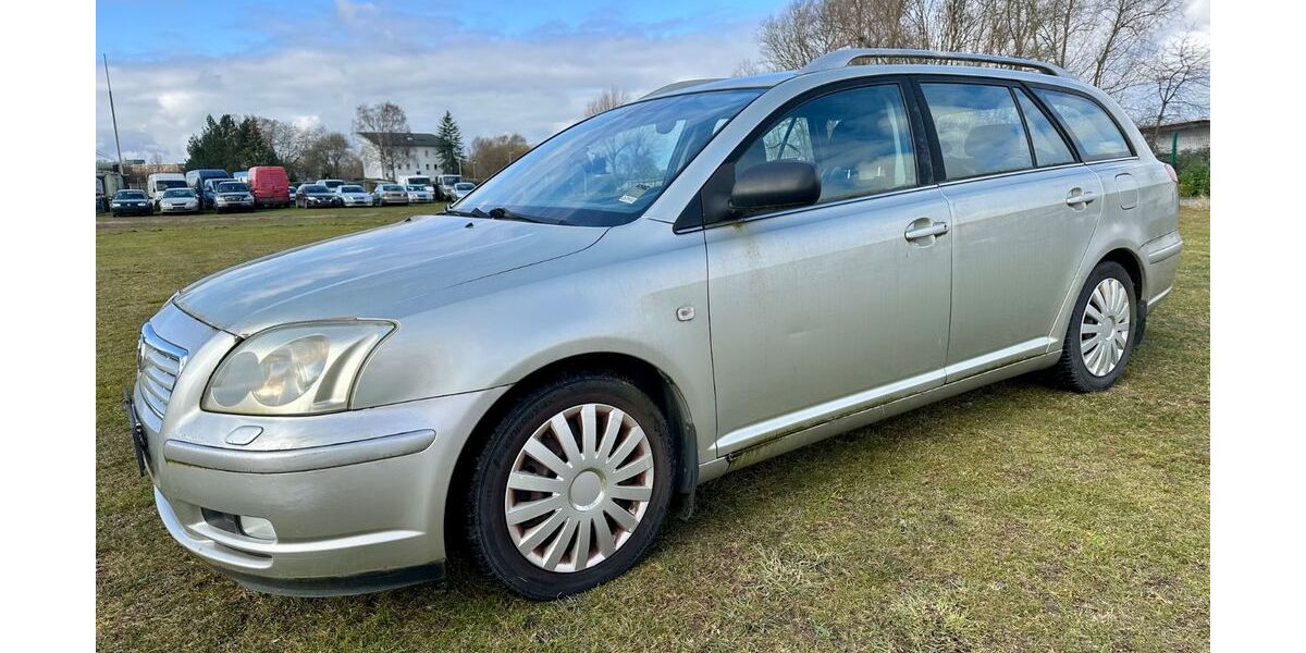 Toyota Avensis 304.000 km 1.500 &euro; Rostock 18147