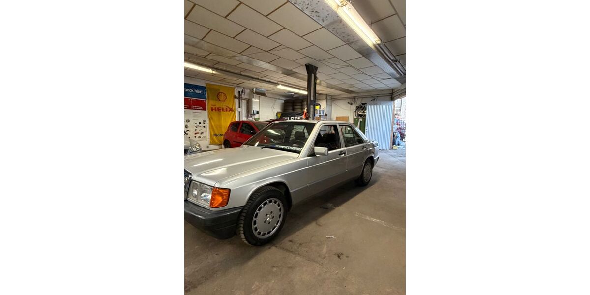 Mercedes-Benz 190 205.000 km 5.990 &euro; ratingen 40878