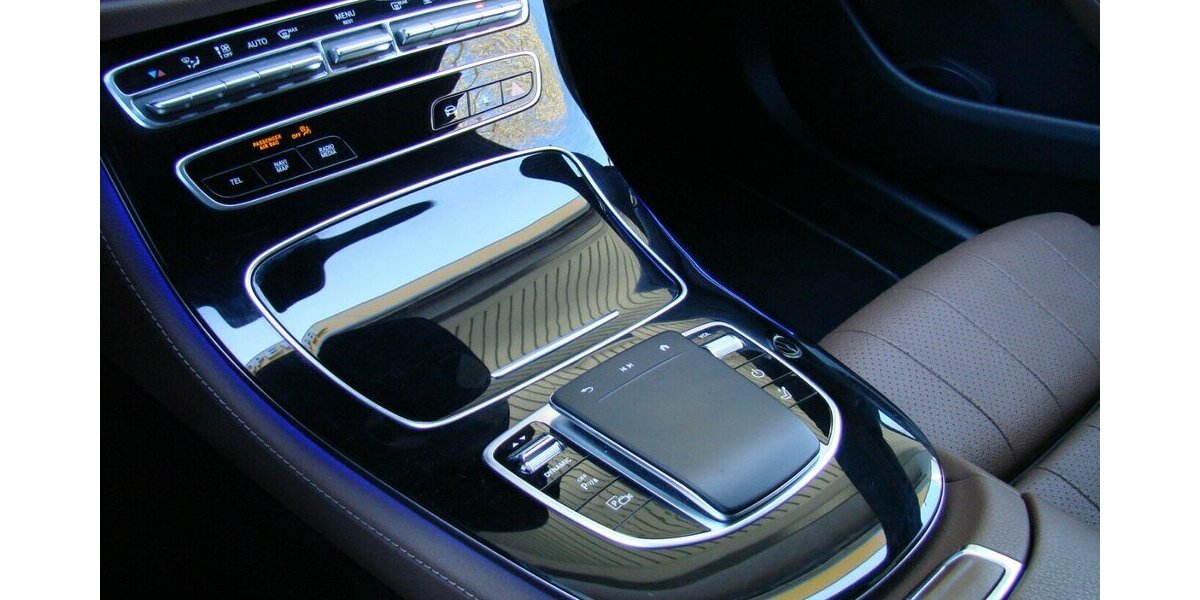 Mercedes-Benz E 300 de AMG Exclusive Interieur Hybrid Kamera Tem 97.123 km 29.480 &euro; Falkensee 14612