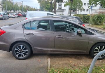 Honda Civic 180.000 km 9.200 &euro; Frankfurt am Main 60598