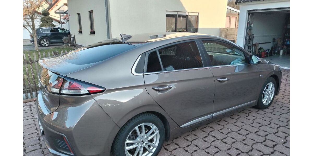 Hyundai IONIQ 68.500 km 19.000 &euro; Nordhausen 99734