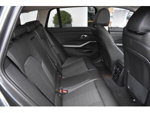 BMW 320d Touring Aut. Advantage Keyless PanoDach 29.807 km 32.995 &euro; Donauwörth 86609