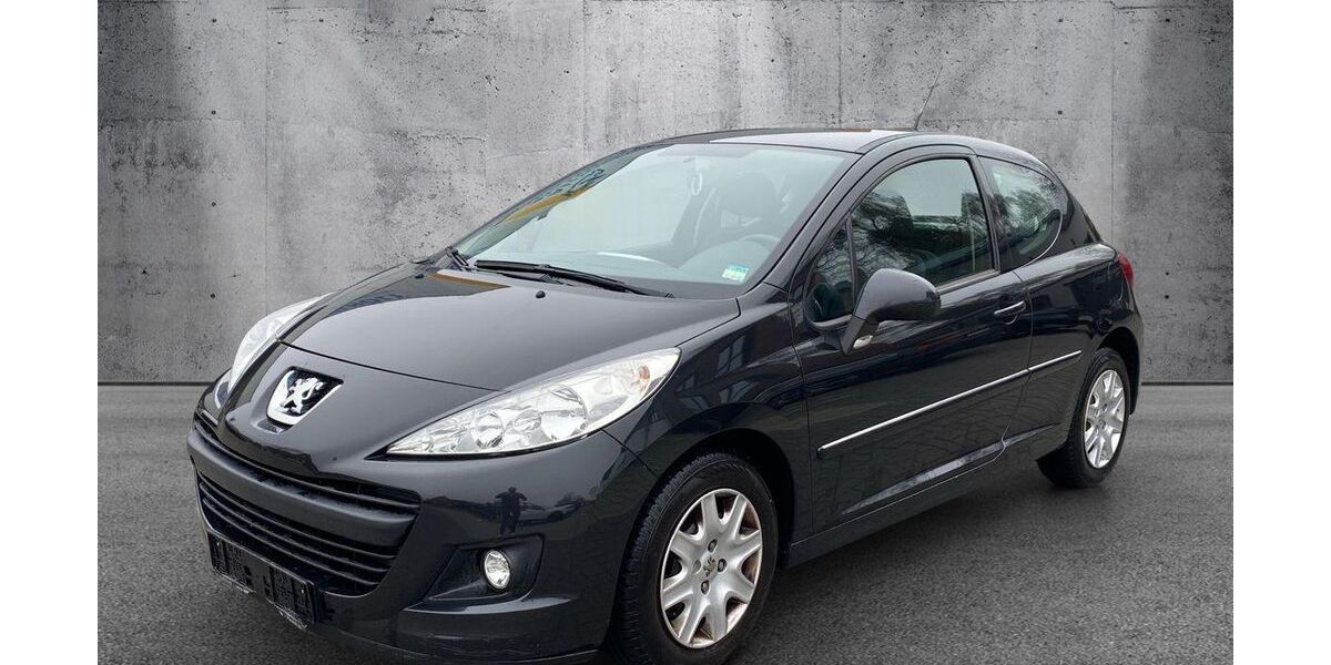 Peugeot 207 152.000 km 1.990 &euro; Papenburg 26871