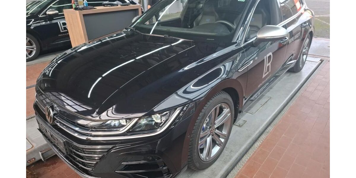 VW Arteon 8.880 km 54.840 &euro; Magdeburg 39128