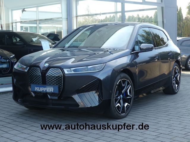 BMW iX 16.660 km 66.900 &euro; Vaihingen / Enz 71665