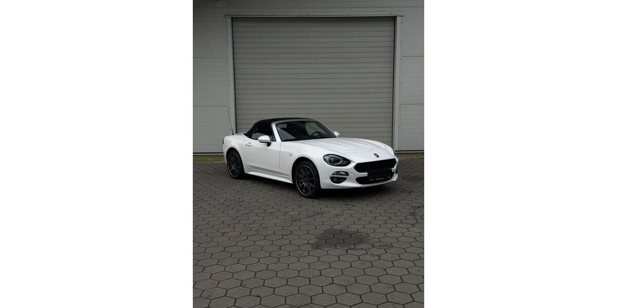 Fiat 124 Spider 28.500 km 19.590 &euro; Kulmbach 95326
