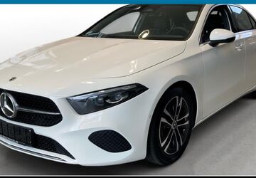 Mercedes-Benz A 180 13.606 km 32.120 &euro; Plattling 94447