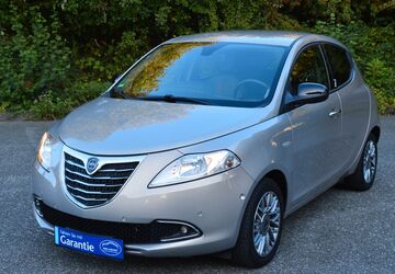 Lancia Ypsilon 23.000 km 8.300 &euro; Wuppertal 42279