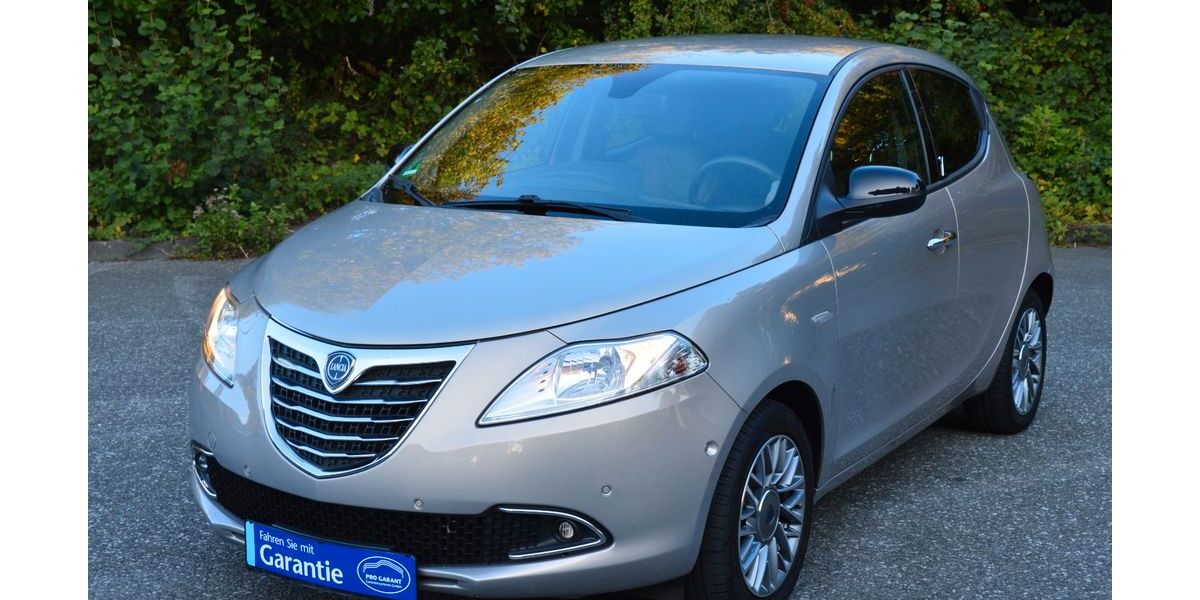 Lancia Ypsilon 23.000 km 8.300 &euro; Wuppertal 42279