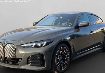 BMW i4 2.500 km 56.900 &euro; Aschaffenburg 63741