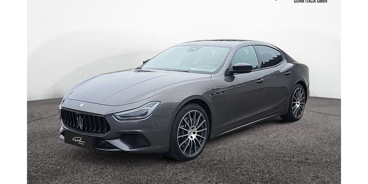 Maserati Ghibli 9.500 km 89.777 &euro; Singen 78224