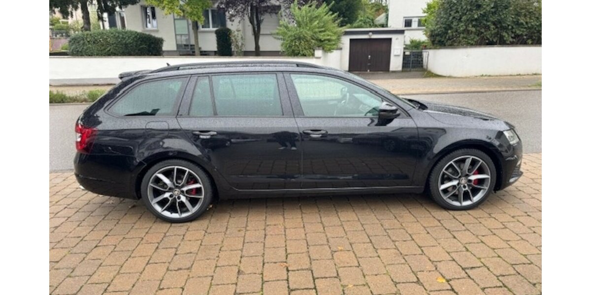 Skoda Octavia Combi RS 2.0 TDI 4x4 143.000 km 18.990 &euro; Neckarsulm 74172