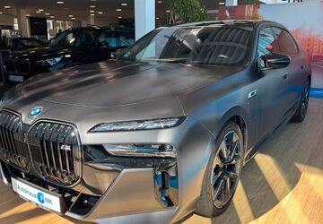 BMW M760 13.427 km 122.900 &euro; Erlangen 91058