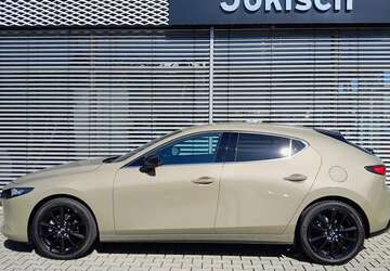 Mazda 3 2.338 km 26.395 &euro; Gera 07546